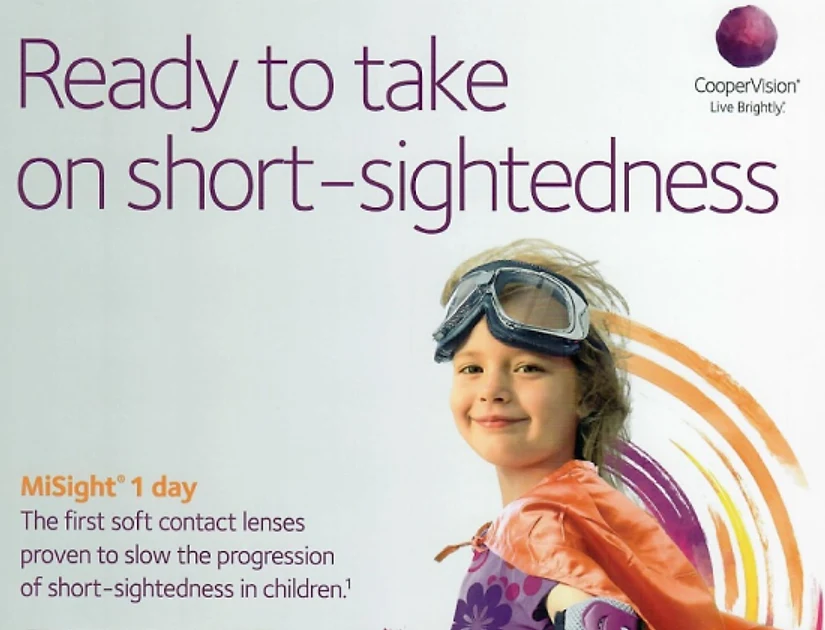 MiSight 1-Day Dual-Focus daily contact lens packaging and blister pack