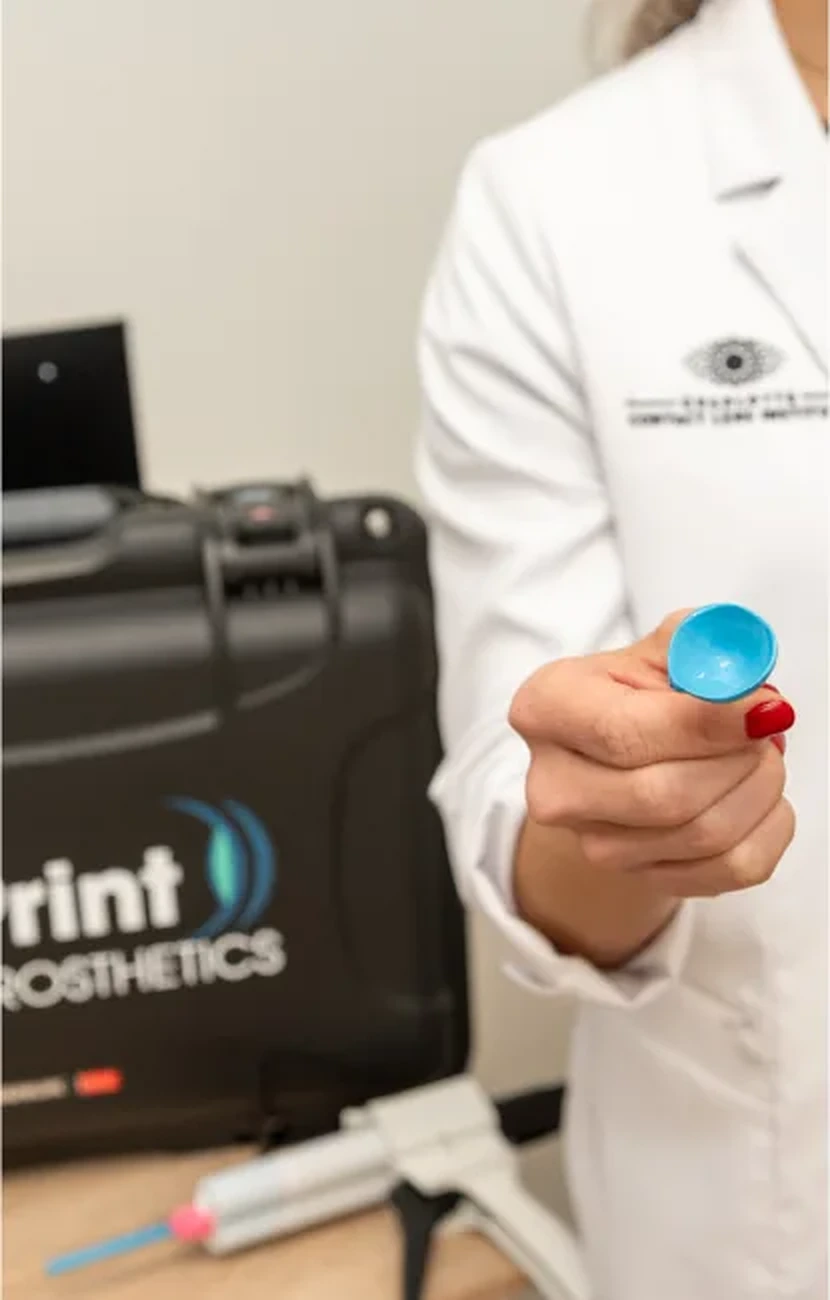 EyePrintPRO prosthetic scleral molding and custom diagnostic fitting
